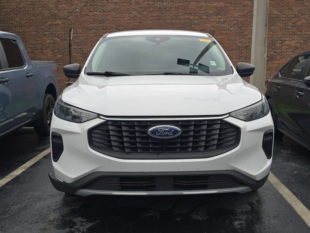 Used 2024 Ford Escape Active FWD image 2