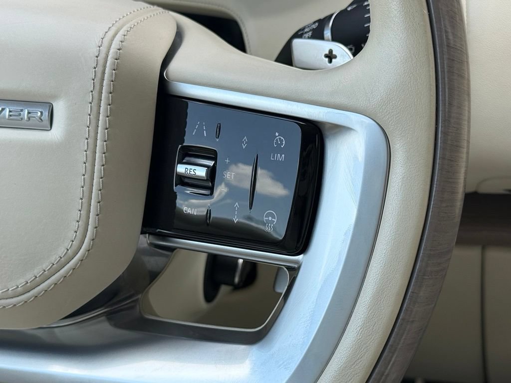 Certified 2023 Land Rover Range Rover SE AWD/4WD image 19