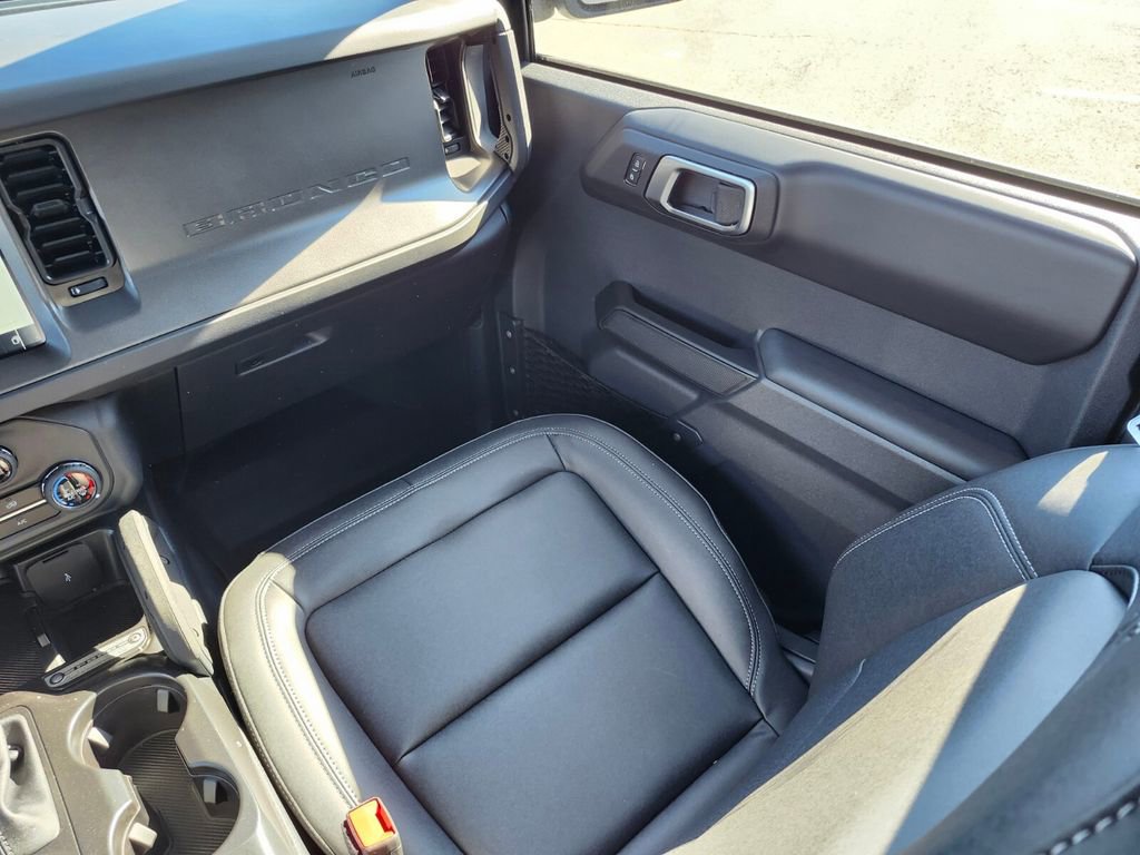 New 2025 Ford Bronco Badlands w/ Black Appearance Package image 15