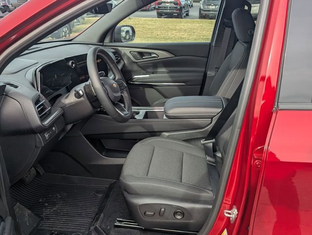 New 2026 Chevrolet Traverse LT w/ Driver Confidence Package image 13