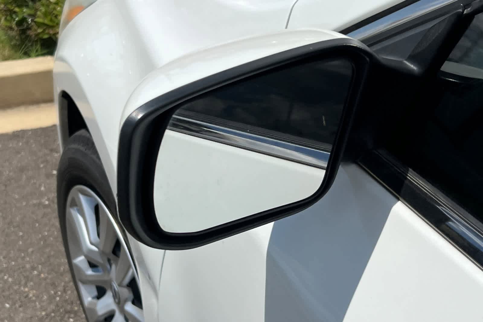 Used 2015 Nissan Altima 2.5 S FWD image 8