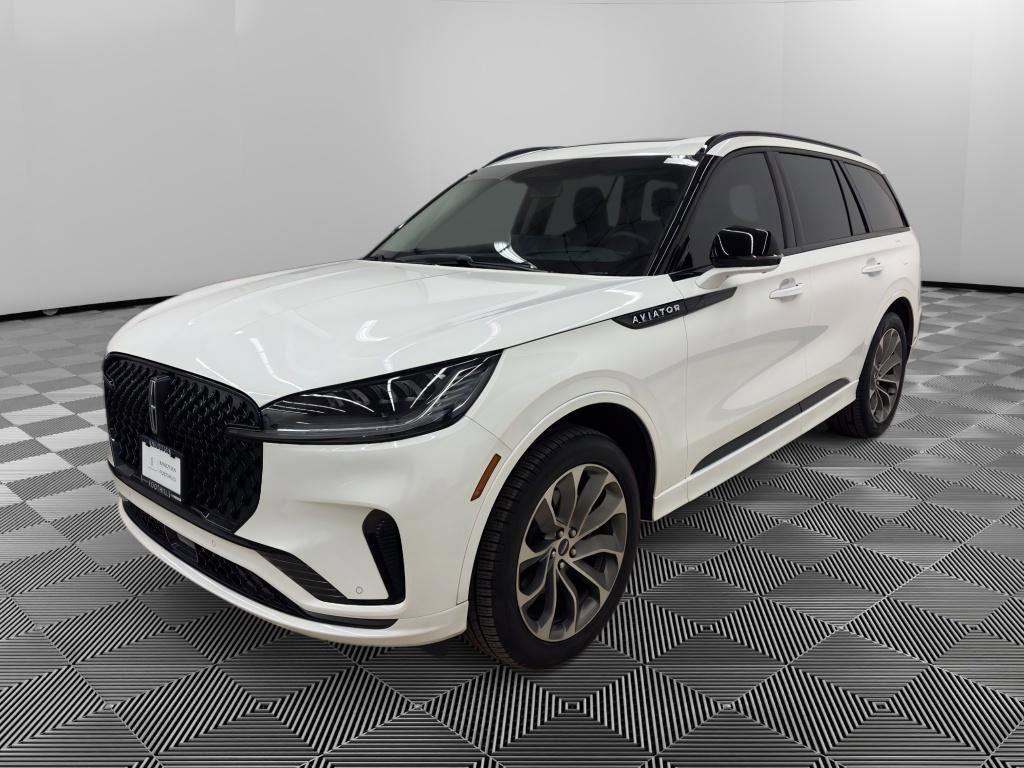Used 2025 Lincoln Aviator AWD w/ Jet Appearance Package image 3