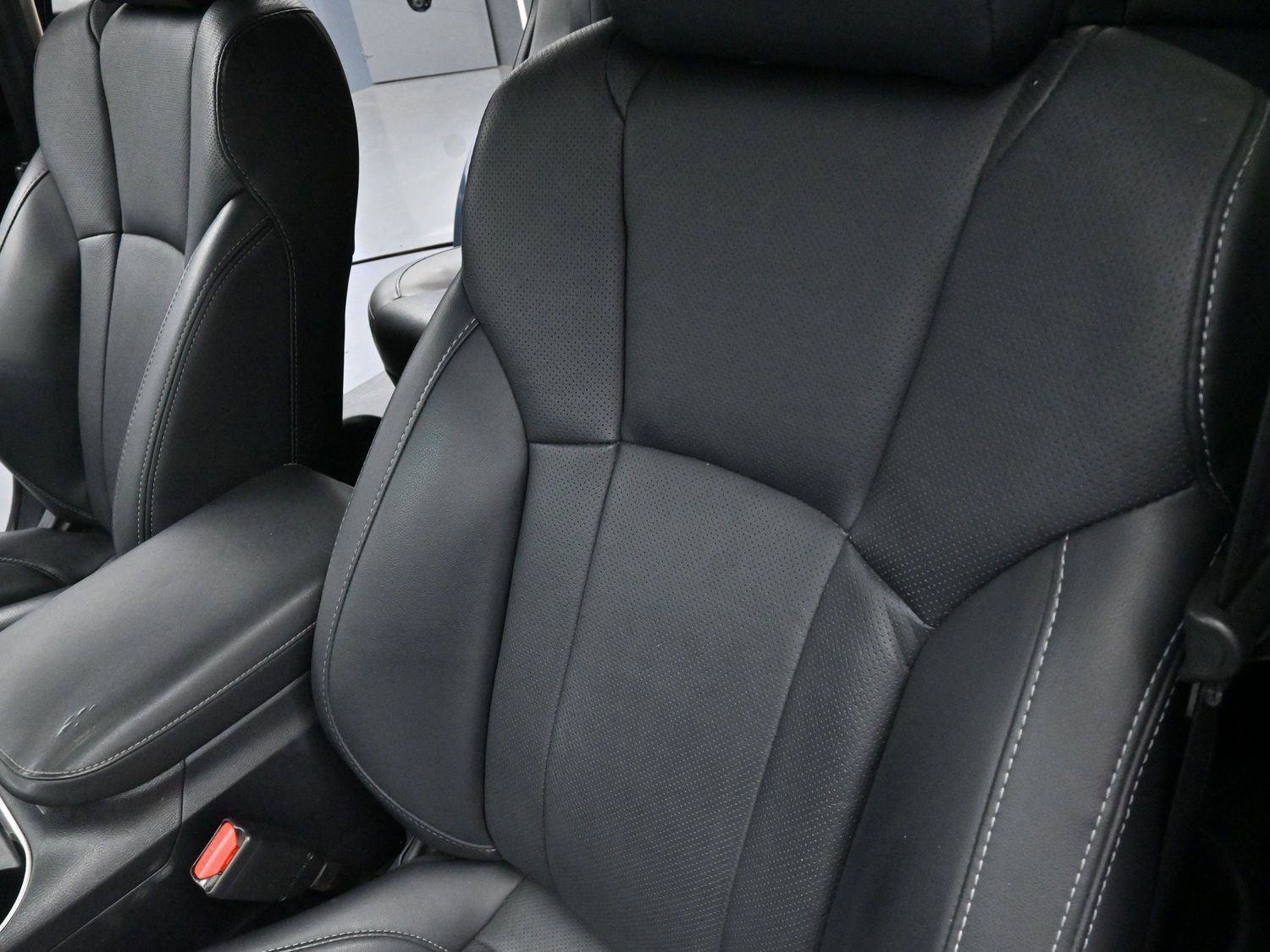 Used 2021 Subaru Outback Limited w/ Popular Package #2 image 16