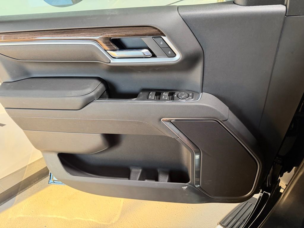 New 2026 Chevrolet Silverado 1500 LT w/ Z71 Off-Road Package image 11