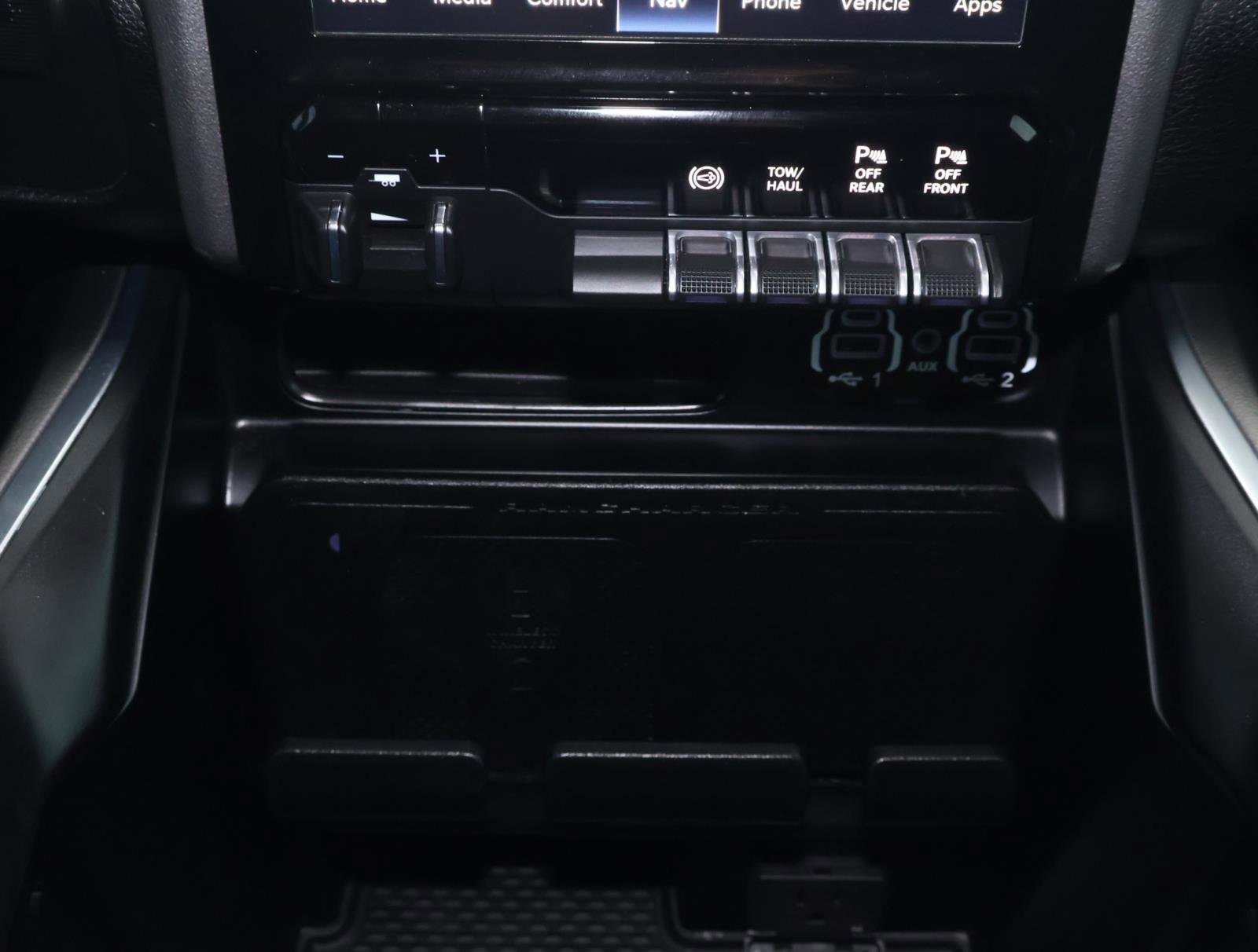 Used 2024 RAM 2500 Laramie w/ Sport Appearance Package AWD/4WD image 28