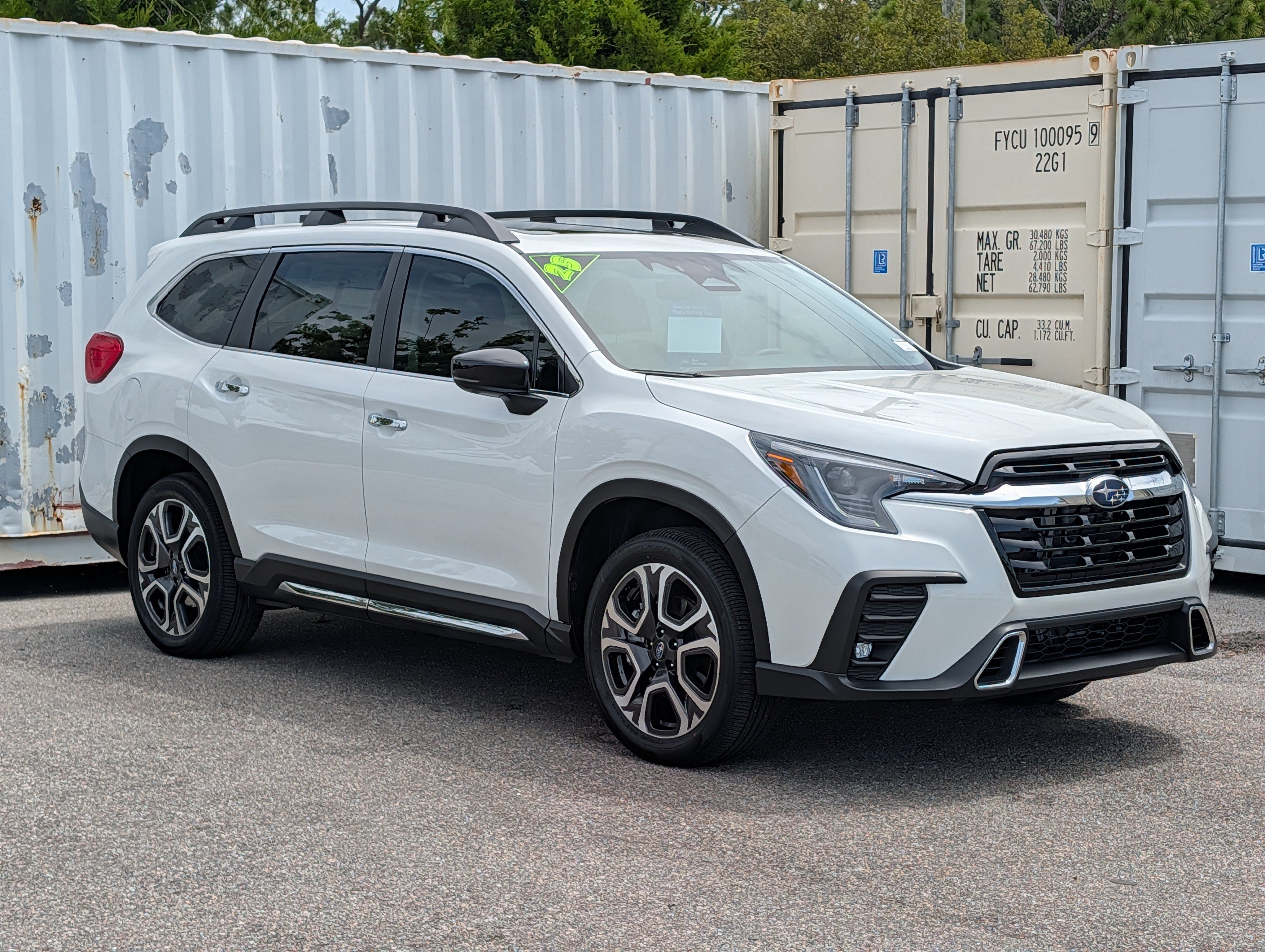 Used 2025 Subaru Ascent Touring AWD/4WD image 3