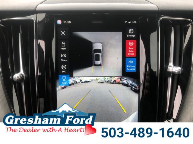 Used 2025 Volvo XC60 B5 Plus AWD/4WD image 23