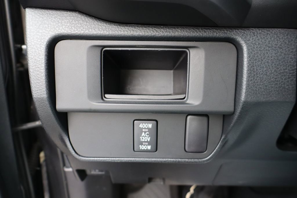 Used 2016 Toyota Tacoma TRD Off-Road image 12