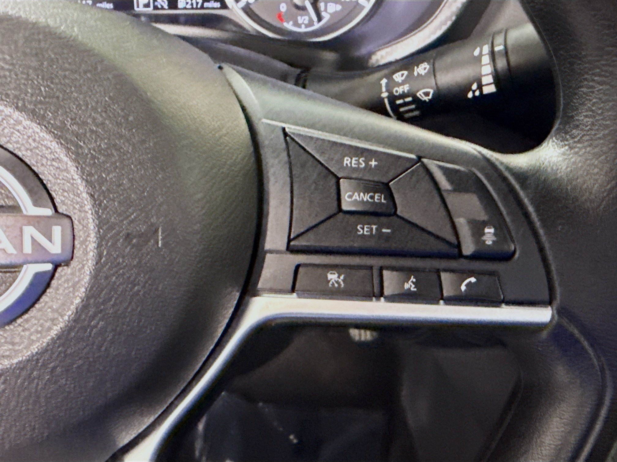 Used 2024 Nissan Sentra SV FWD image 15
