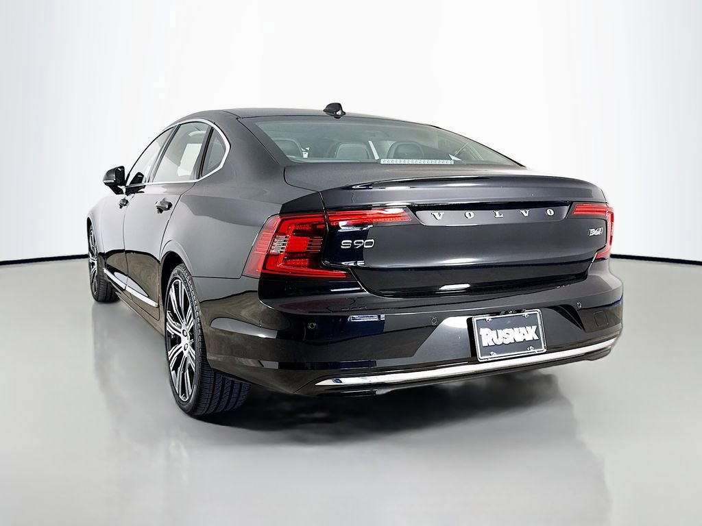 Certified 2025 Volvo S90 B6 Plus AWD/4WD image 5