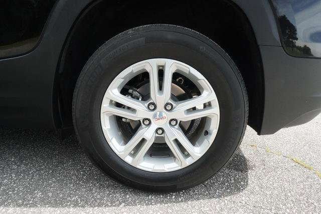 Used 2023 GMC Terrain SLE w/ Driver Convenience Package FWD image 40