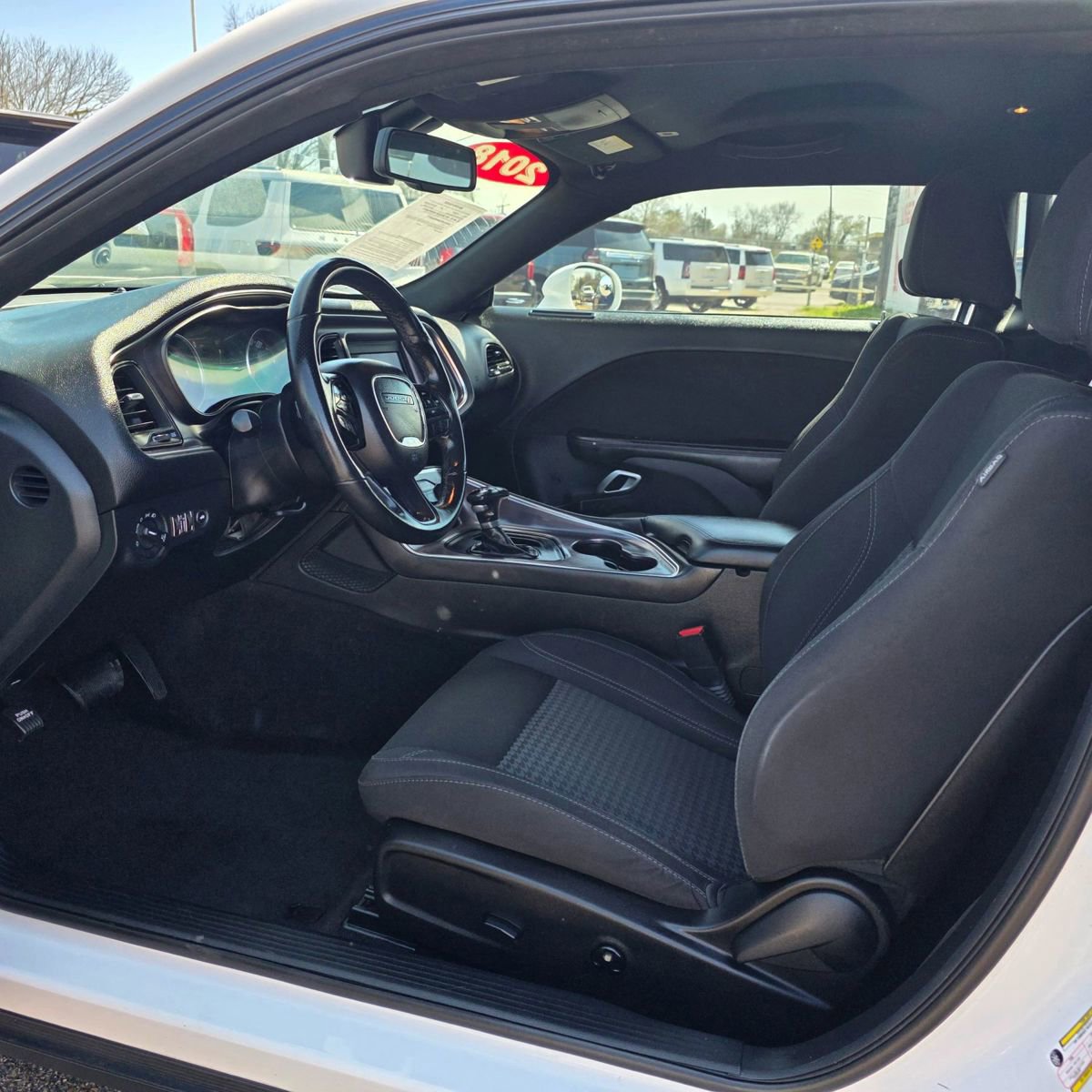 Used 2018 Dodge Challenger R/T RWD image 12
