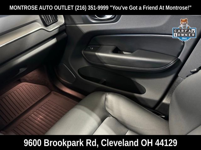 Used 2025 Volvo XC60 T8 Core w/ Protection Package Premier image 31