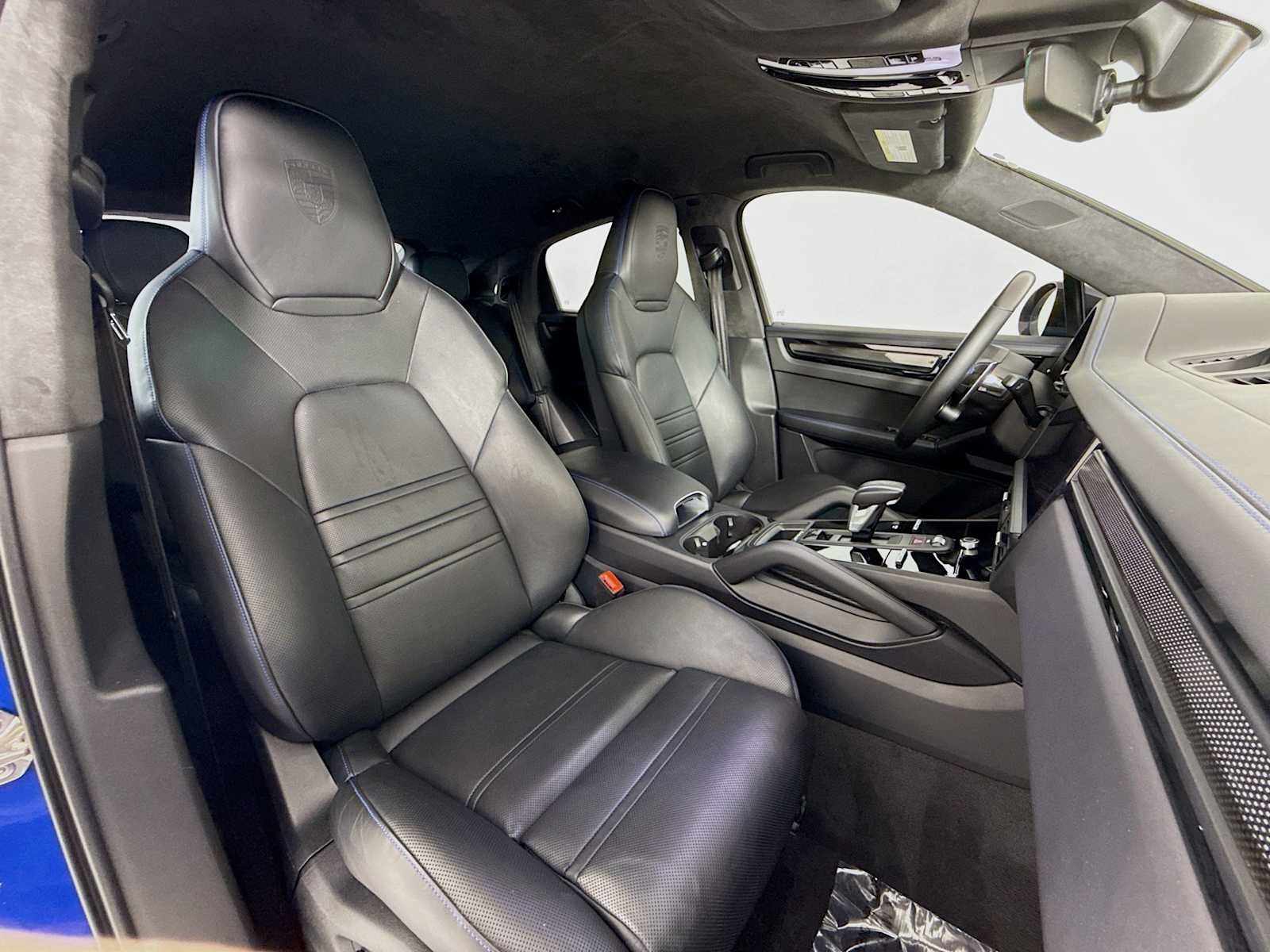 Certified 2023 Porsche Cayenne Turbo GT AWD/4WD image 28