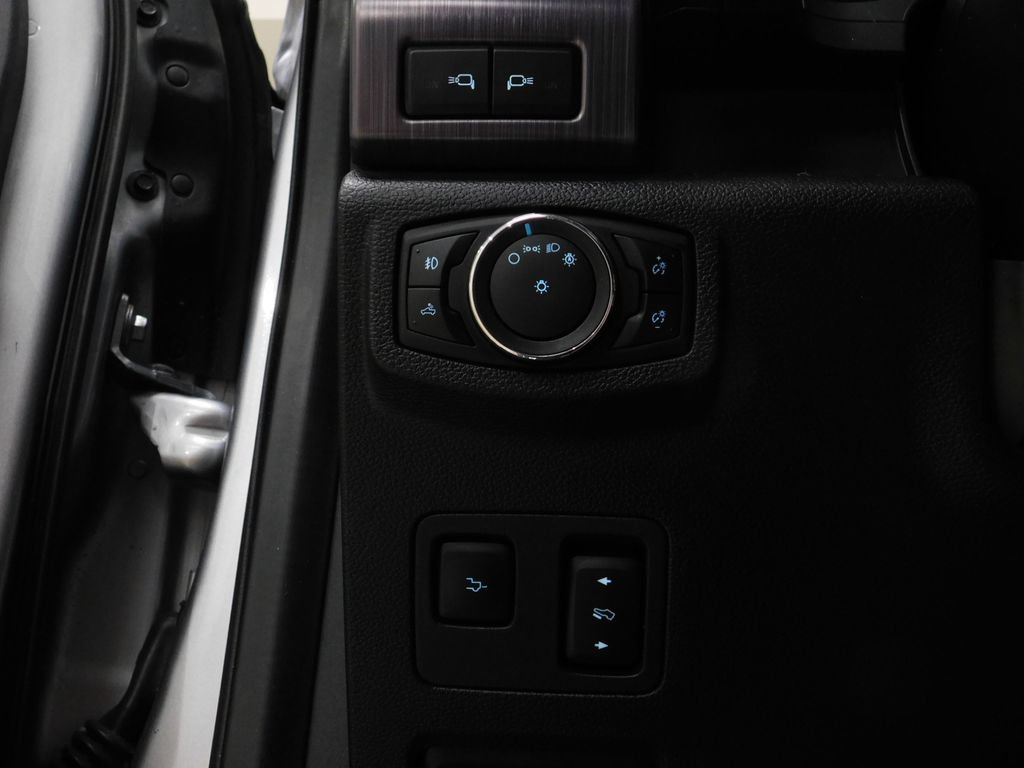 Used 2021 Ford F450 Limited w/ FX4 Off-Road Package AWD/4WD image 37