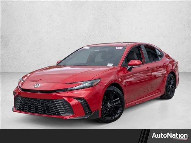 Used 2025 Toyota Camry SE