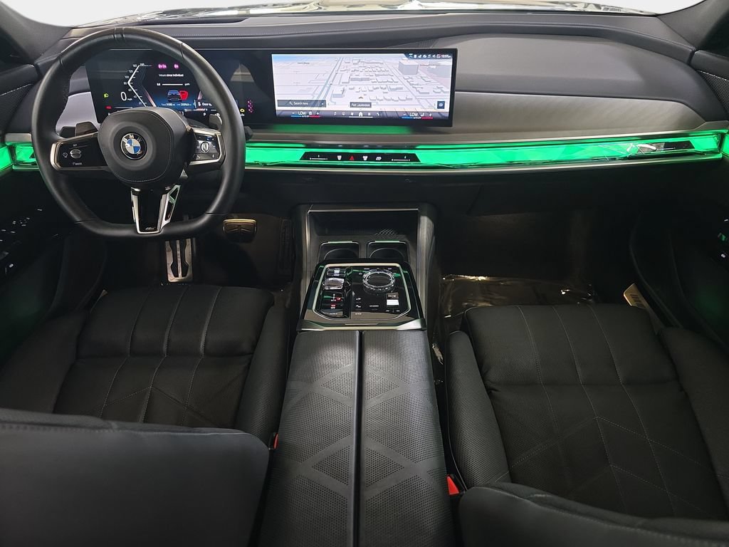 Used 2023 BMW 760i xDrive AWD/4WD image 12