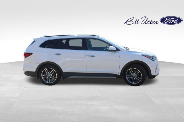 Used 2017 Hyundai Santa Fe Limited FWD image 4