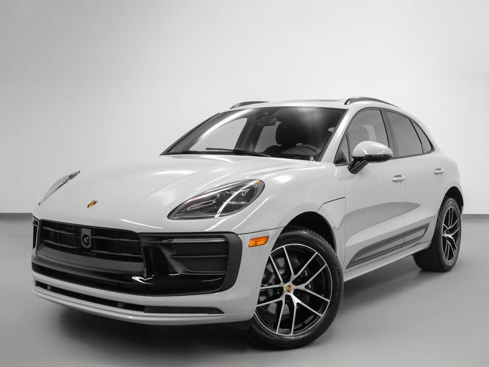 Used 2025 Porsche Macan