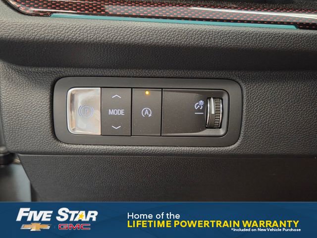 New 2026 Chevrolet Traverse RS w/ LPO, Floor Liner Package FWD image 25