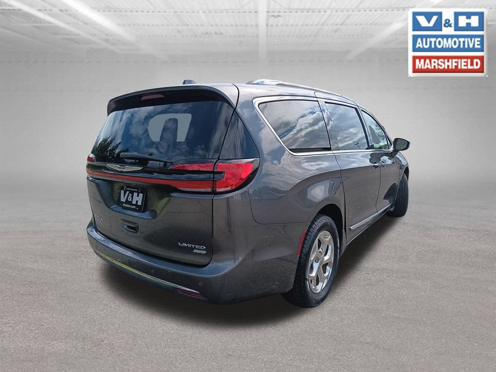 Used 2021 Chrysler Pacifica Limited w/ Premium & Safety Sphere Group AWD/4WD image 31
