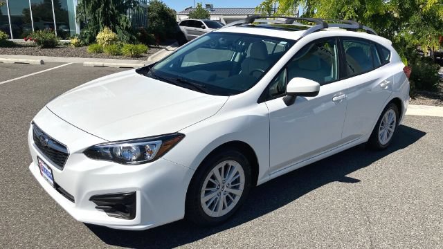 Used 2018 Subaru Impreza 2.0i Premium w/ Popular Package #2 AWD/4WD image 7