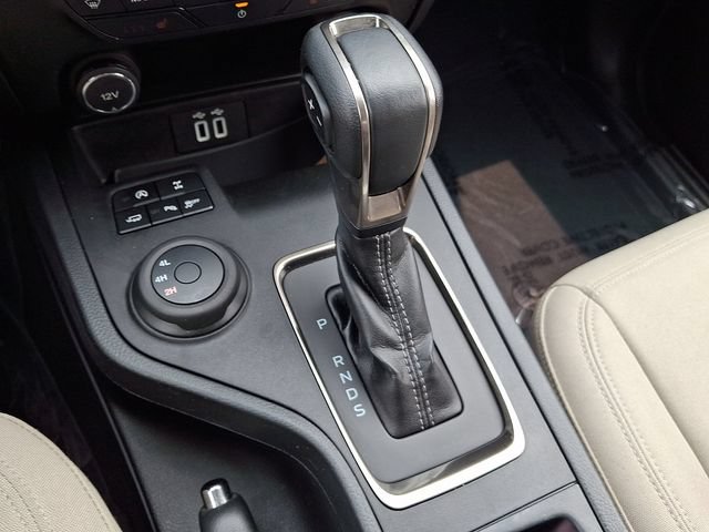Used 2019 Ford Ranger XLT w/ Equipment Group 302A Luxury AWD/4WD image 13