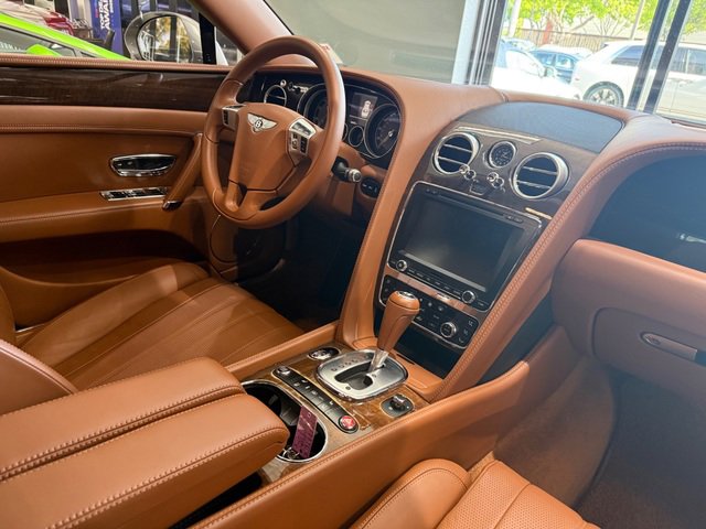 Used 2014 Bentley Flying Spur W12 image 6