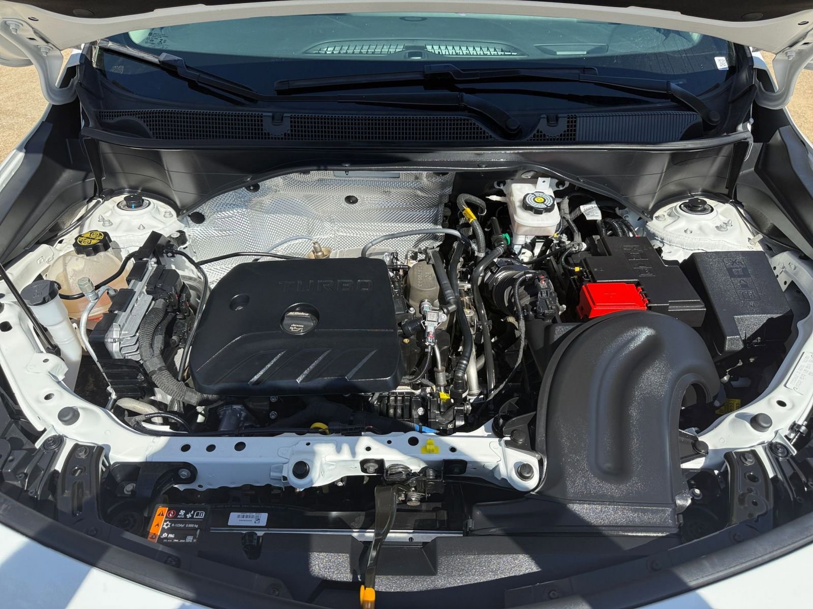 Used 2025 Buick Encore GX Preferred image 32