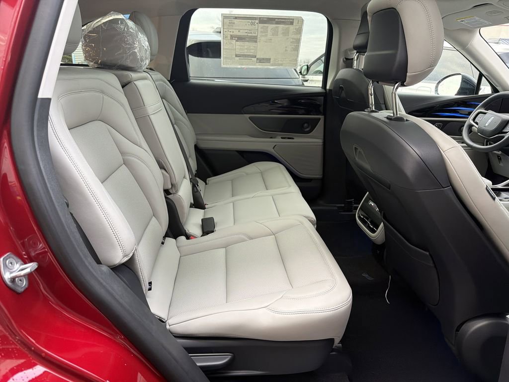 New 2026 Lincoln Nautilus Premier w/ Equipment Group 102A image 8