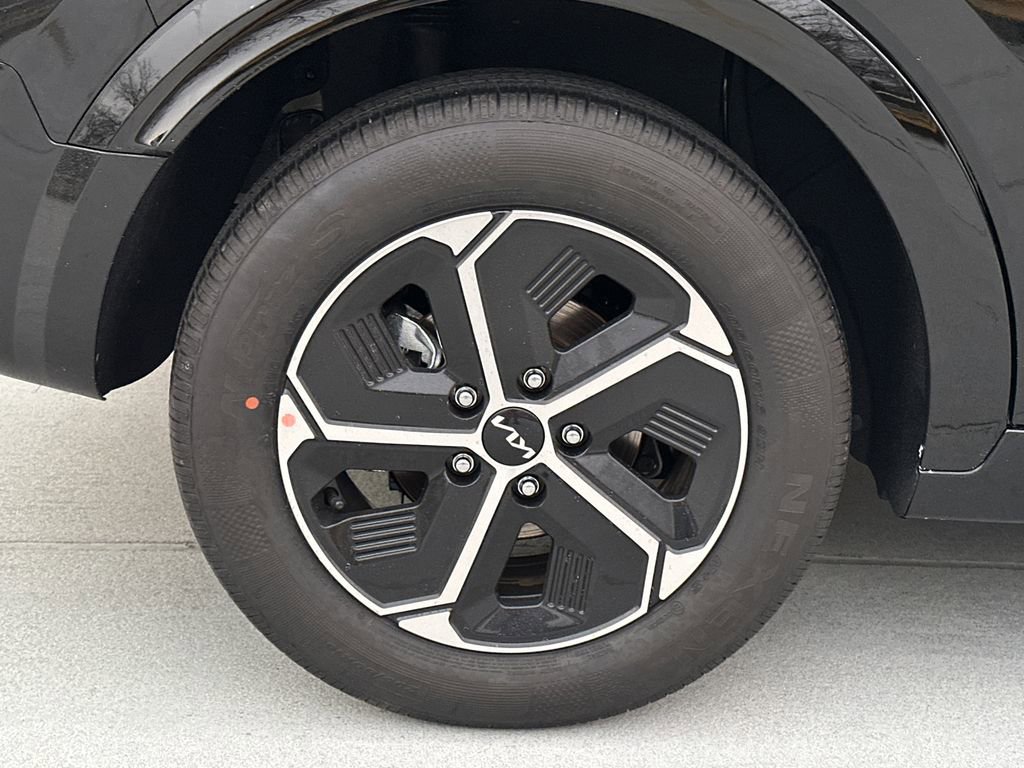 New 2026 Kia Niro SX image 8
