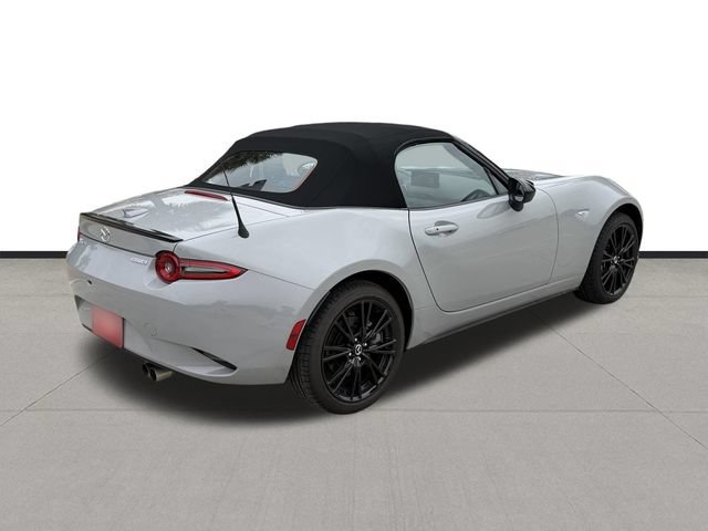 Certified 2026 MAZDA MX-5 Miata Club RWD image 5