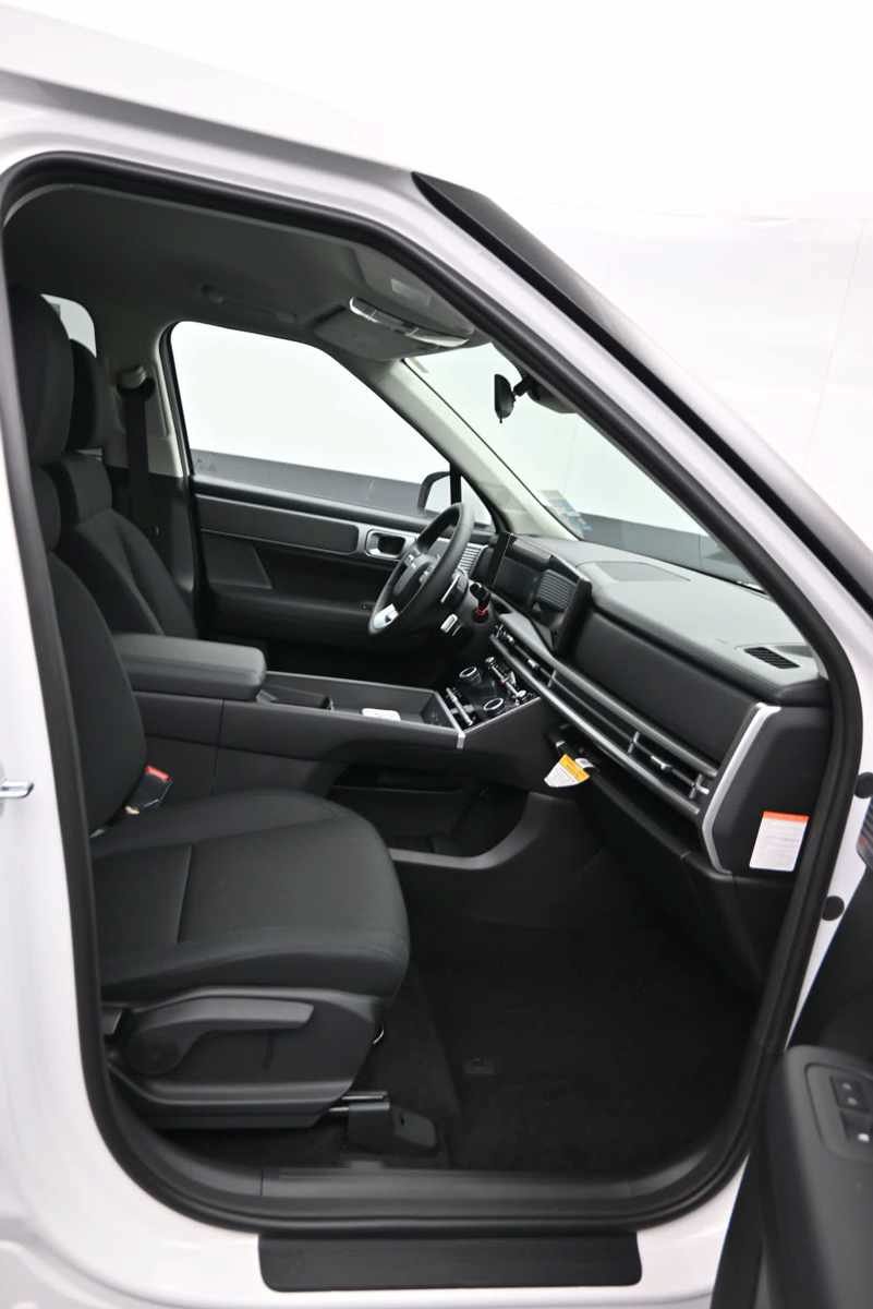 New 2026 Hyundai Santa Fe SE FWD image 11
