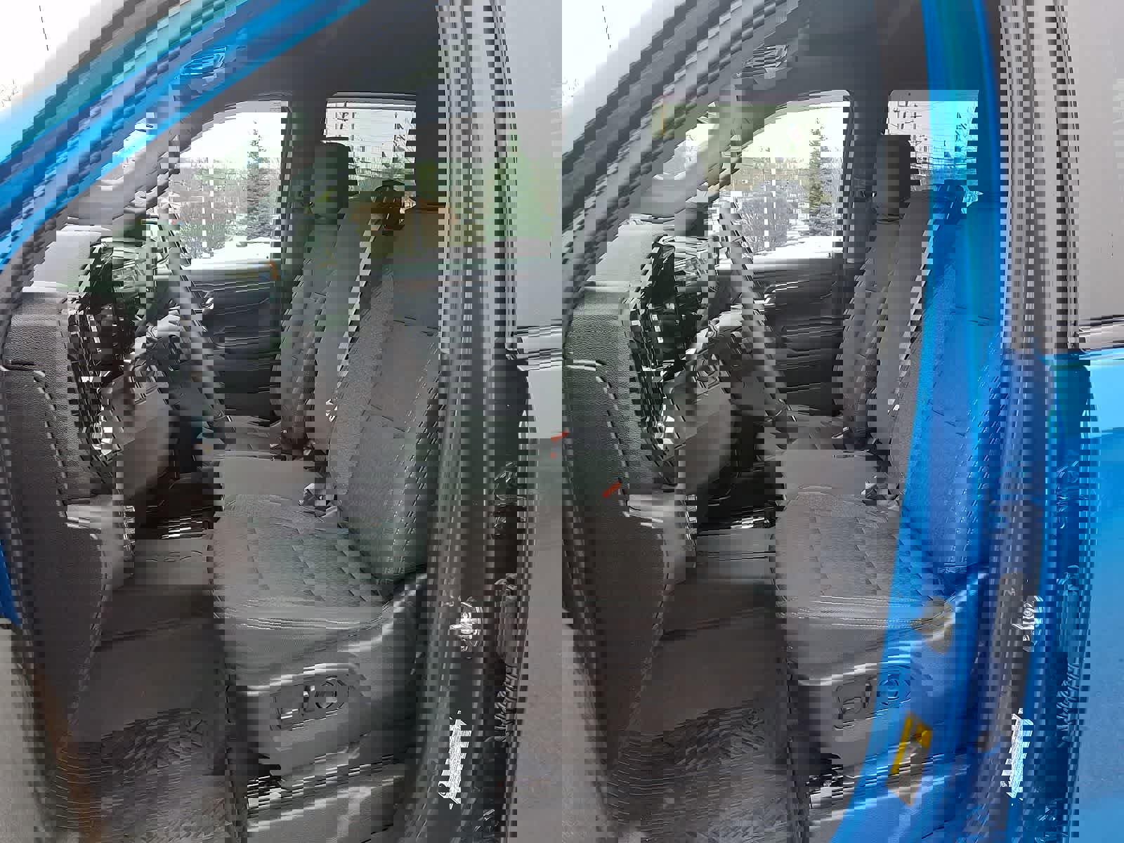 Used 2024 Chevrolet Silverado 1500 LT image 14