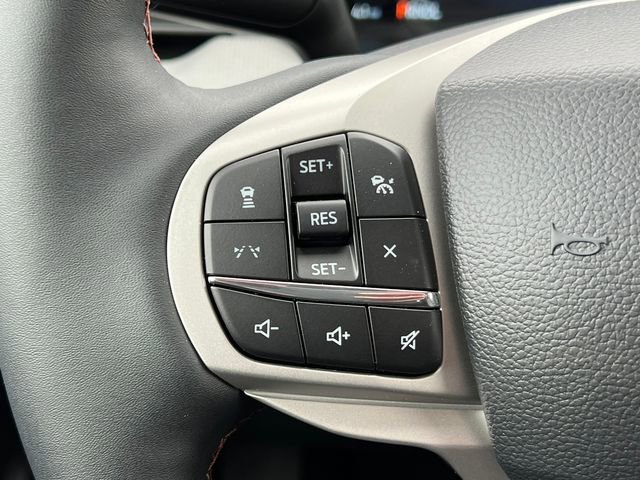 New 2026 Ford Explorer Active w/ Active Comfort Package image 24