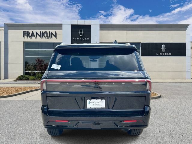 New 2027 Lincoln Navigator Reserve AWD/4WD image 6