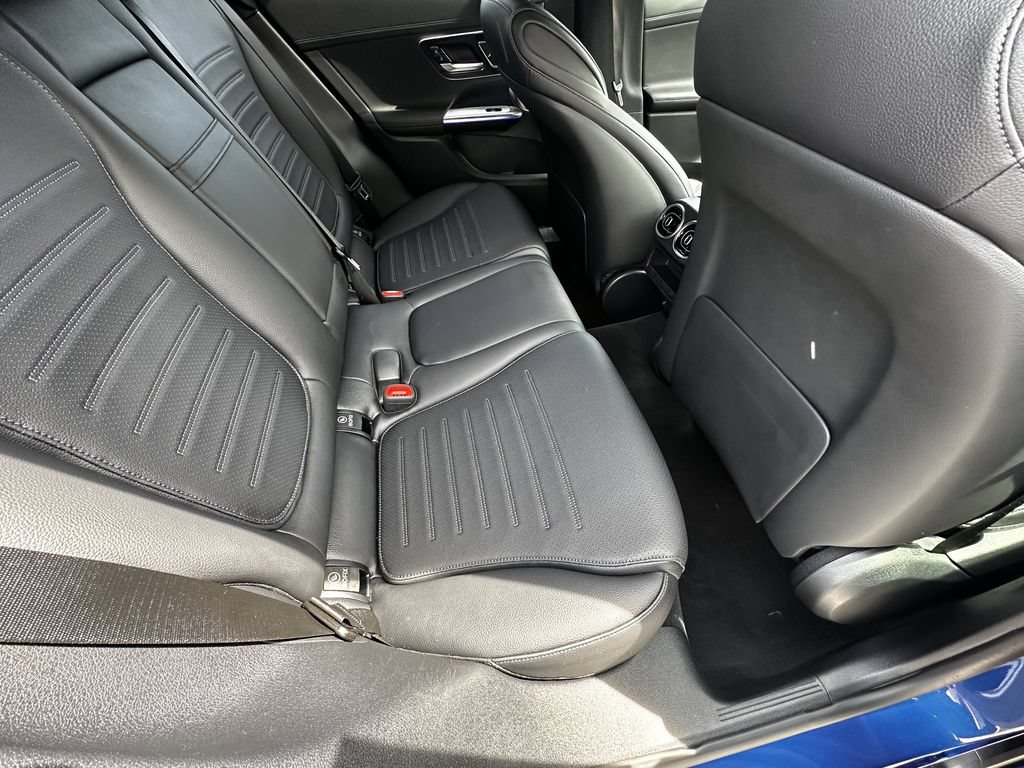 Certified 2025 Mercedes-Benz GLC 300 image 18