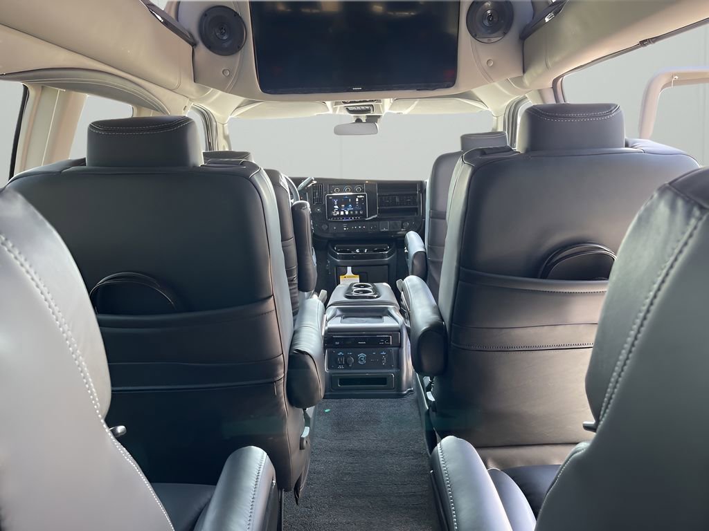 New 2025 GMC Savana 2500 Extended w/ Driver Convenience Package image 22