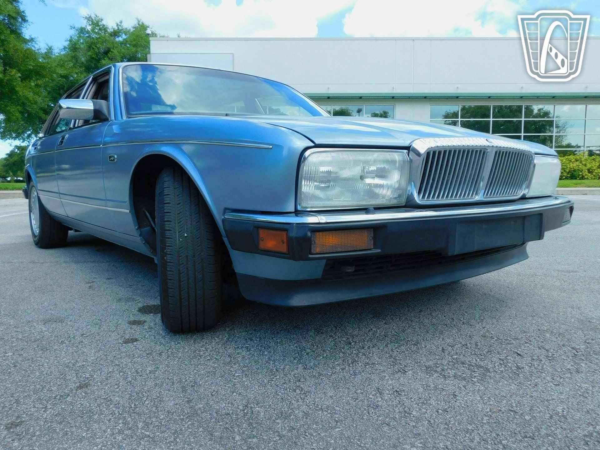 Used 1991 Jaguar XJ Vanden Plas image 22