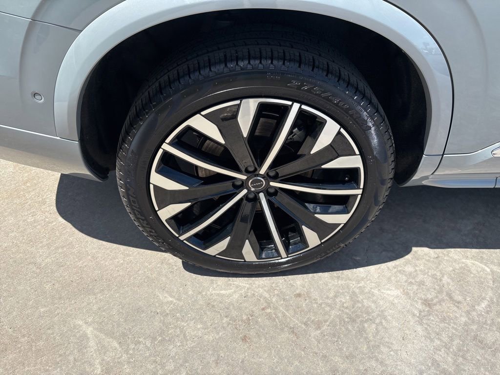 Used 2025 Volvo XC90 B6 Plus AWD/4WD image 13