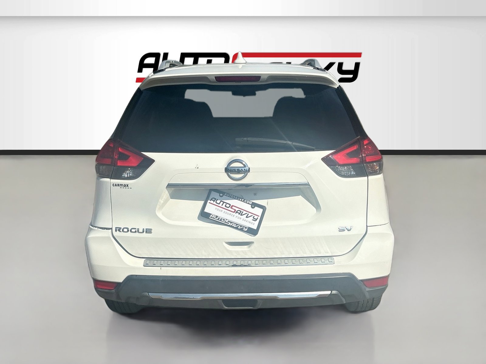 Used 2017 Nissan Rogue SV w/ SV Premium Package FWD image 6