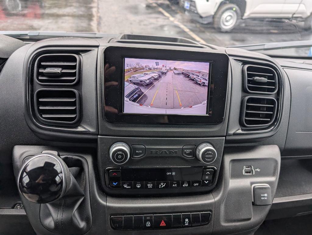 Used 2025 RAM ProMaster 2500 w/ Convenience Group FWD image 23