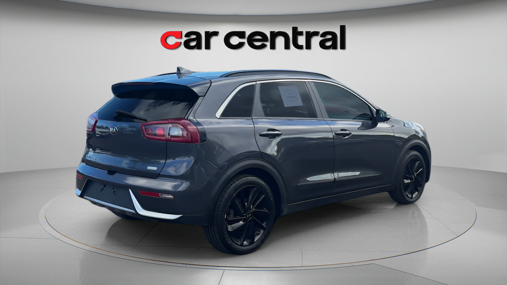 Used 2019 Kia Niro S Touring FWD image 5