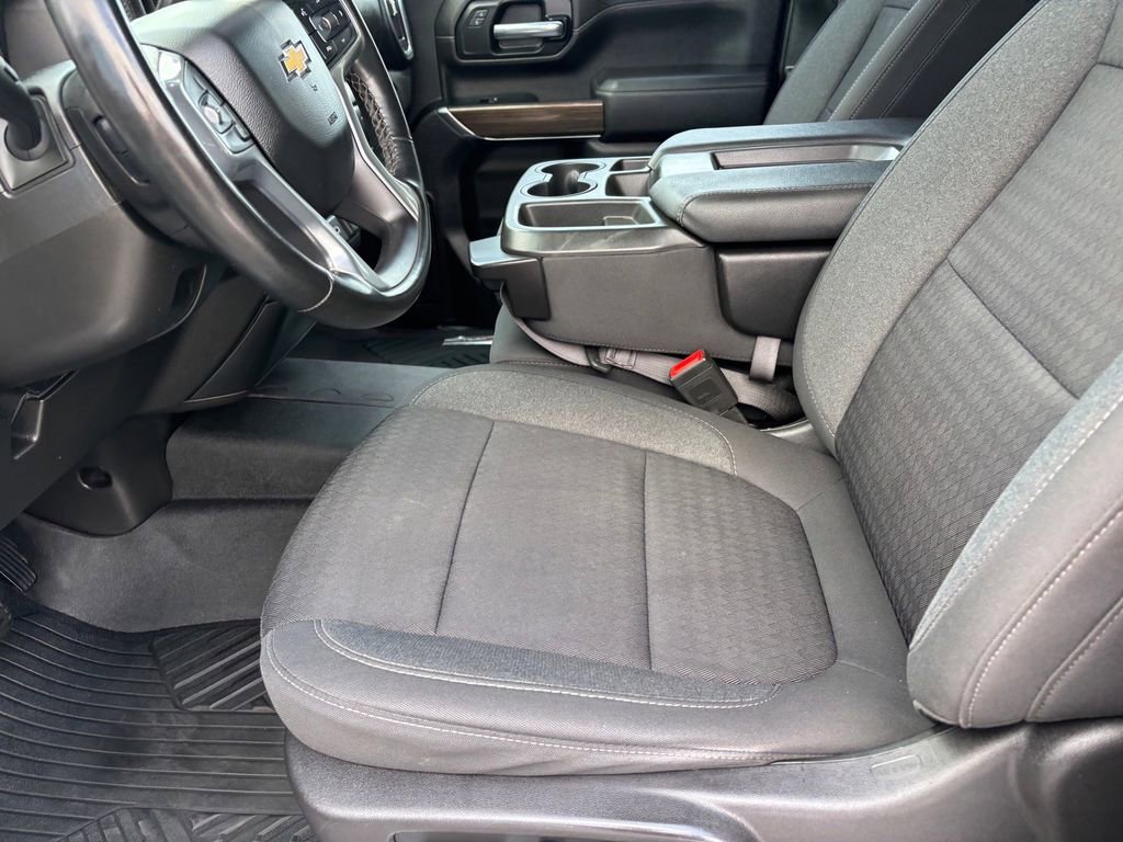 Used 2023 Chevrolet Silverado 2500 LT w/ Convenience Package image 8
