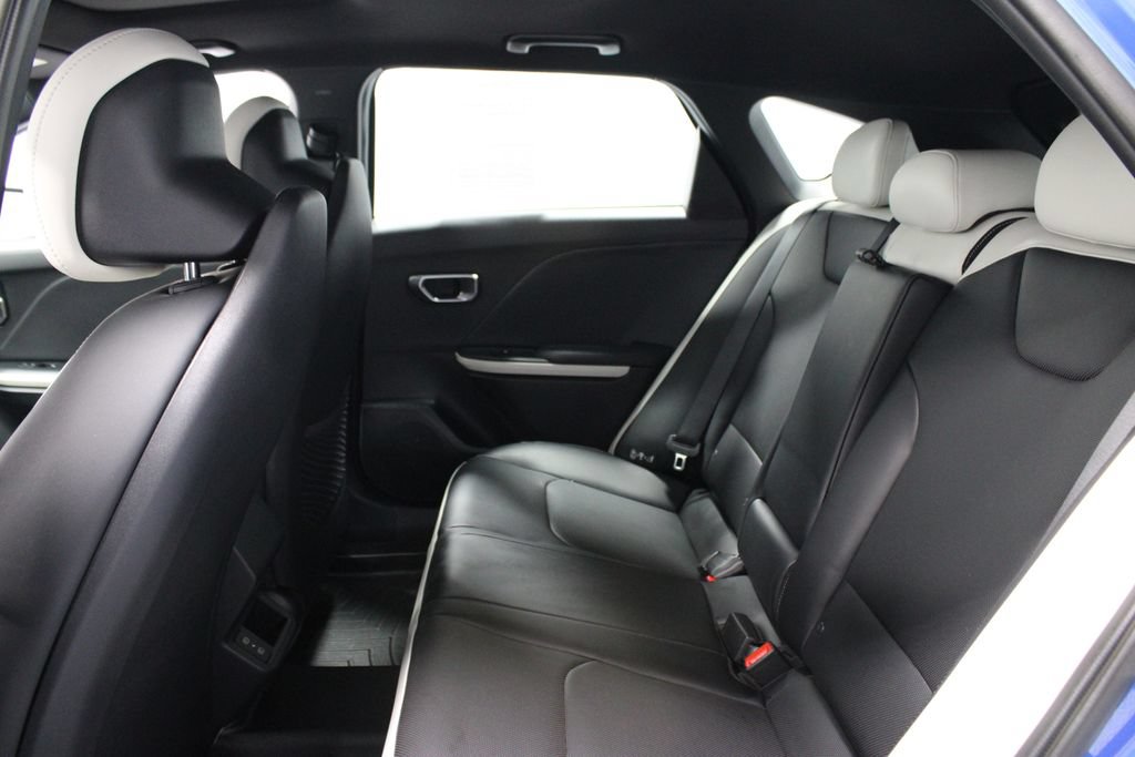 Used 2026 Kia K4 GT-Line w/ GT-Line Premium Package FWD image 24