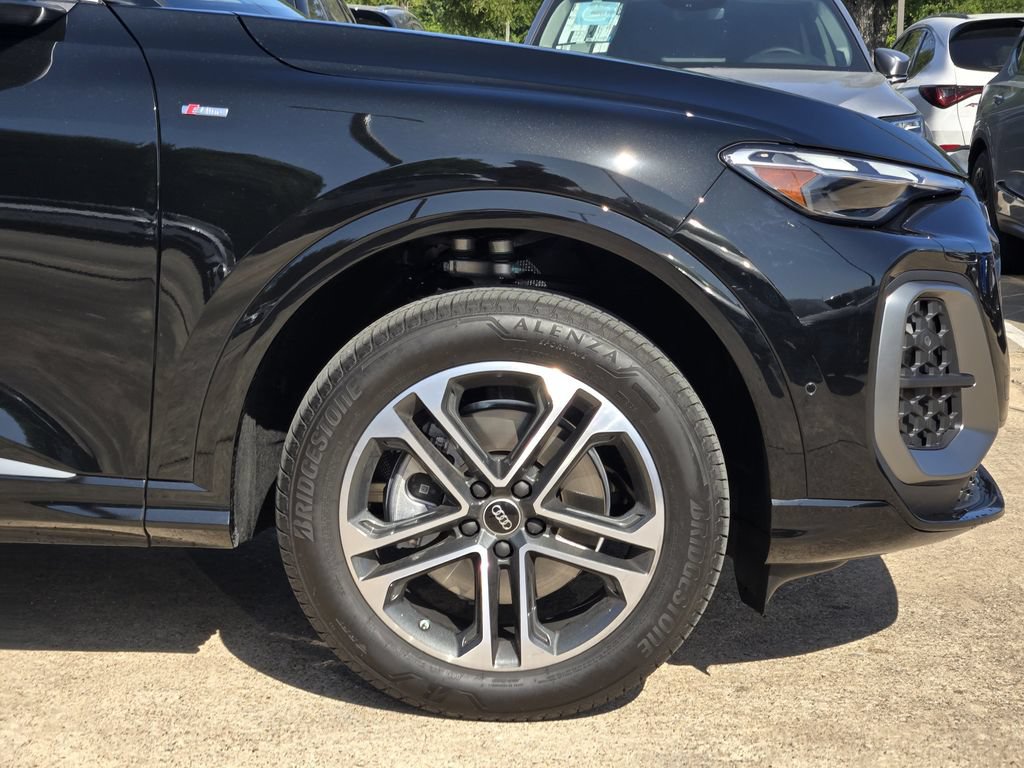 Certified 2026 Audi Q5 Premium w/ Convenience Package AWD/4WD image 13