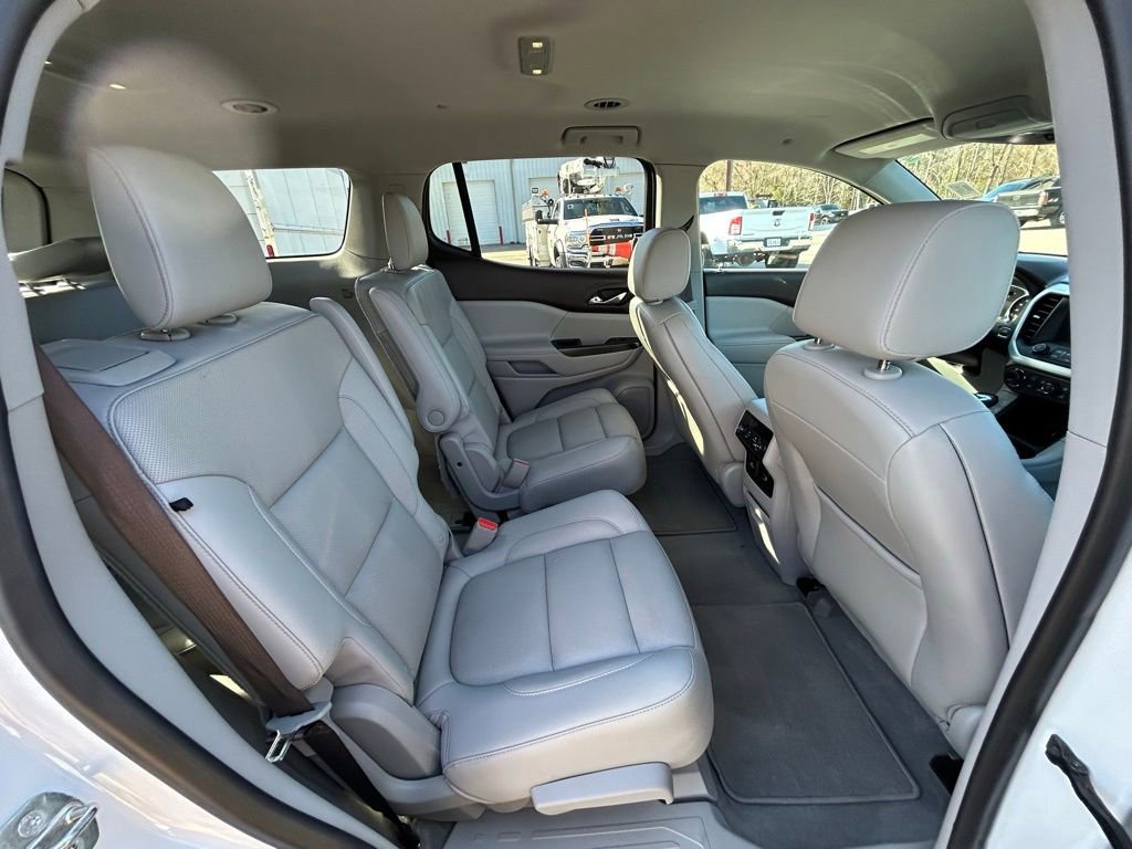 Used 2018 GMC Acadia SLT image 23