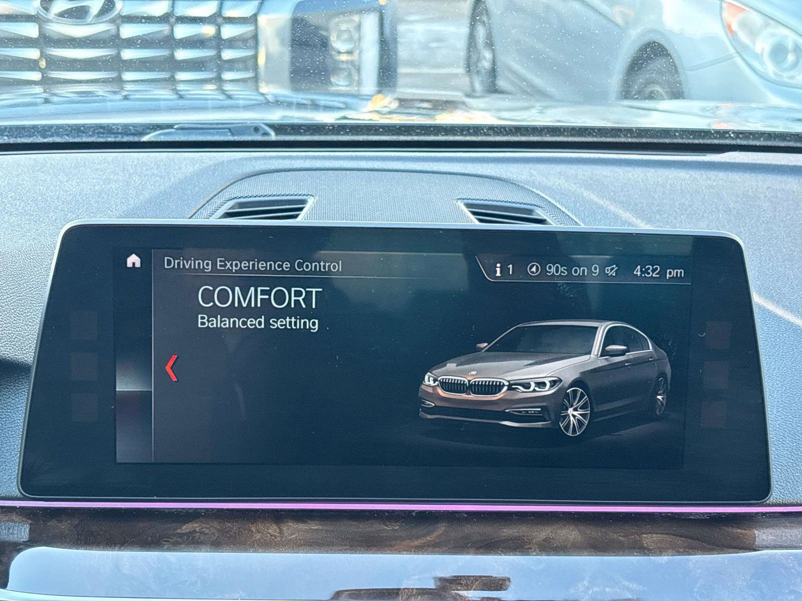 Used 2018 BMW 540i xDrive image 28