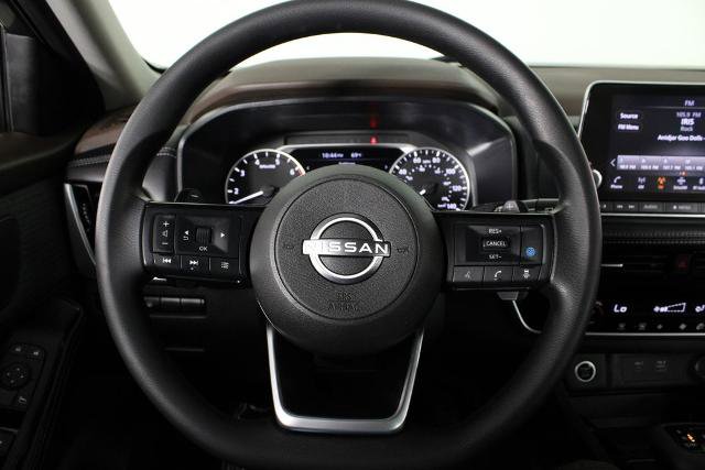 Certified 2022 Nissan Rogue SV image 25