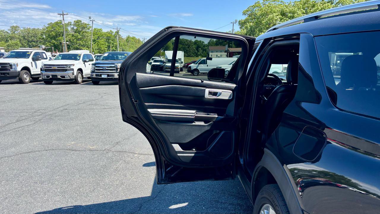 Used 2020 Ford Explorer Limited AWD/4WD image 16